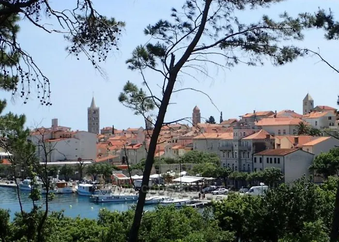 Mile Ferienhaus-excellent Location Close To Rab Дом отдыха *