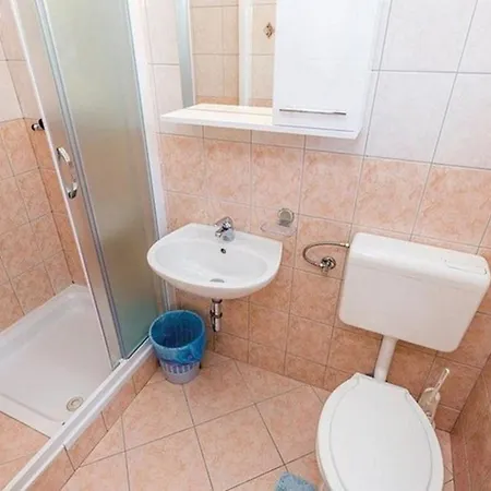 Hébergement de vacances Mile Ferienhaus-excellent Location Close To Rab